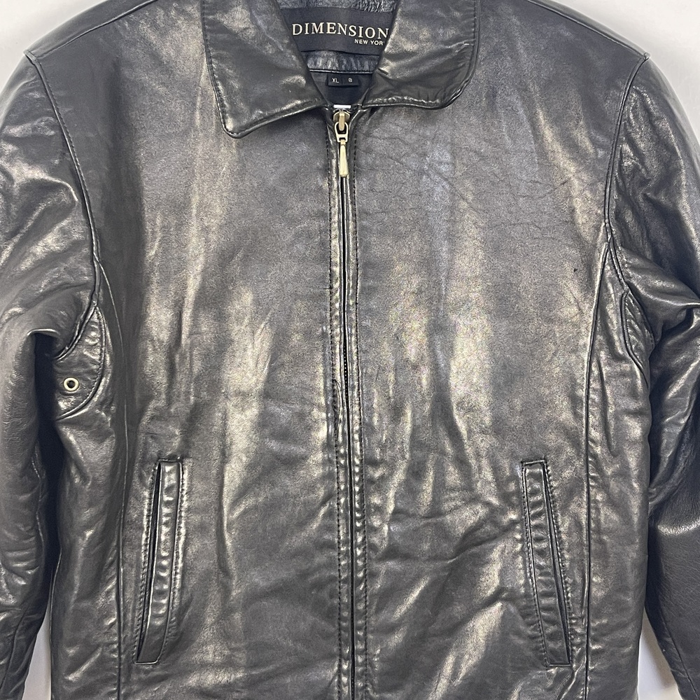 Cropped Black Leather Jacket - Picture 2 of 10